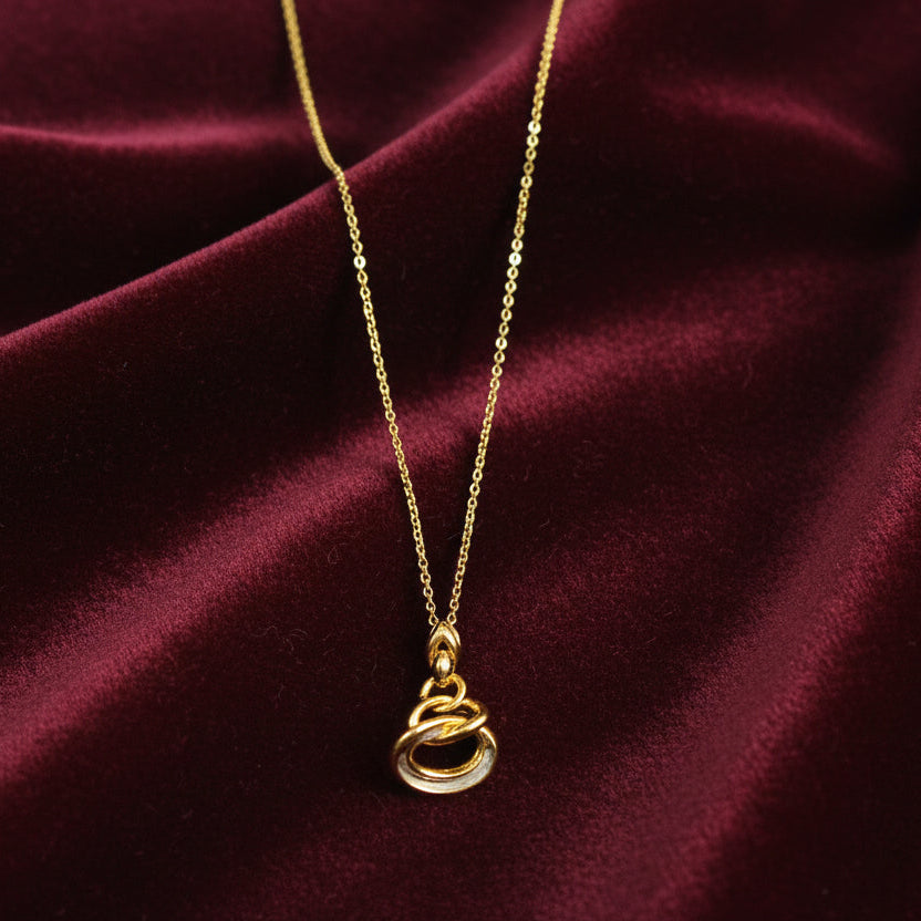Intertwined Loop Gold Pendant Necklace